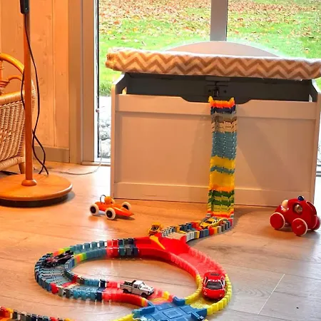 Familjehus I Lugnt Läge Vid Vattnet * Otterup