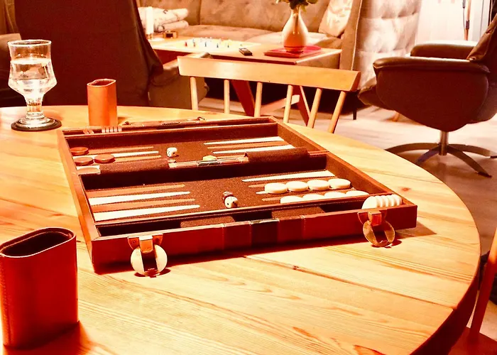 Lovely Family In Quiet Waterside Setting * Otterup